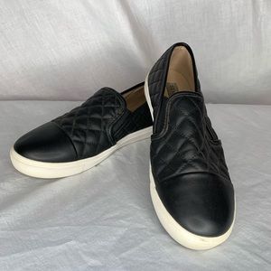 Steve Madden Zander slip-on sneaker women’s size 7.5M black quilted upper